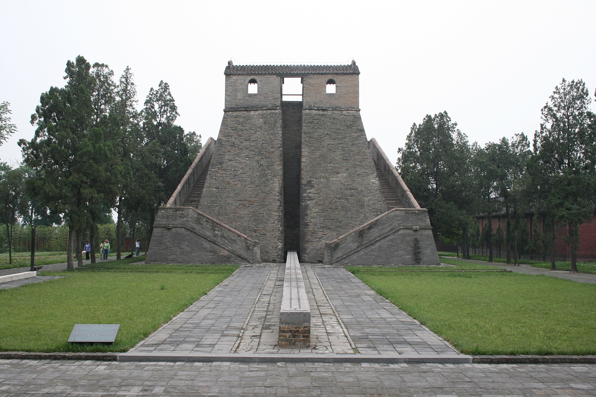 Gaocheng Observatory’s brick structure and long ground-level measuring rule